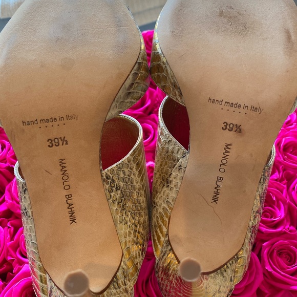 Manolo Blahnik heels gorgeous !!
